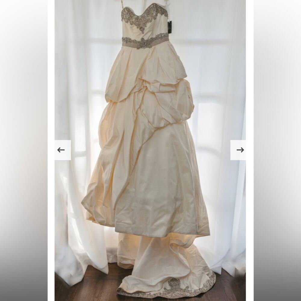 Victor Harper wedding gown 109